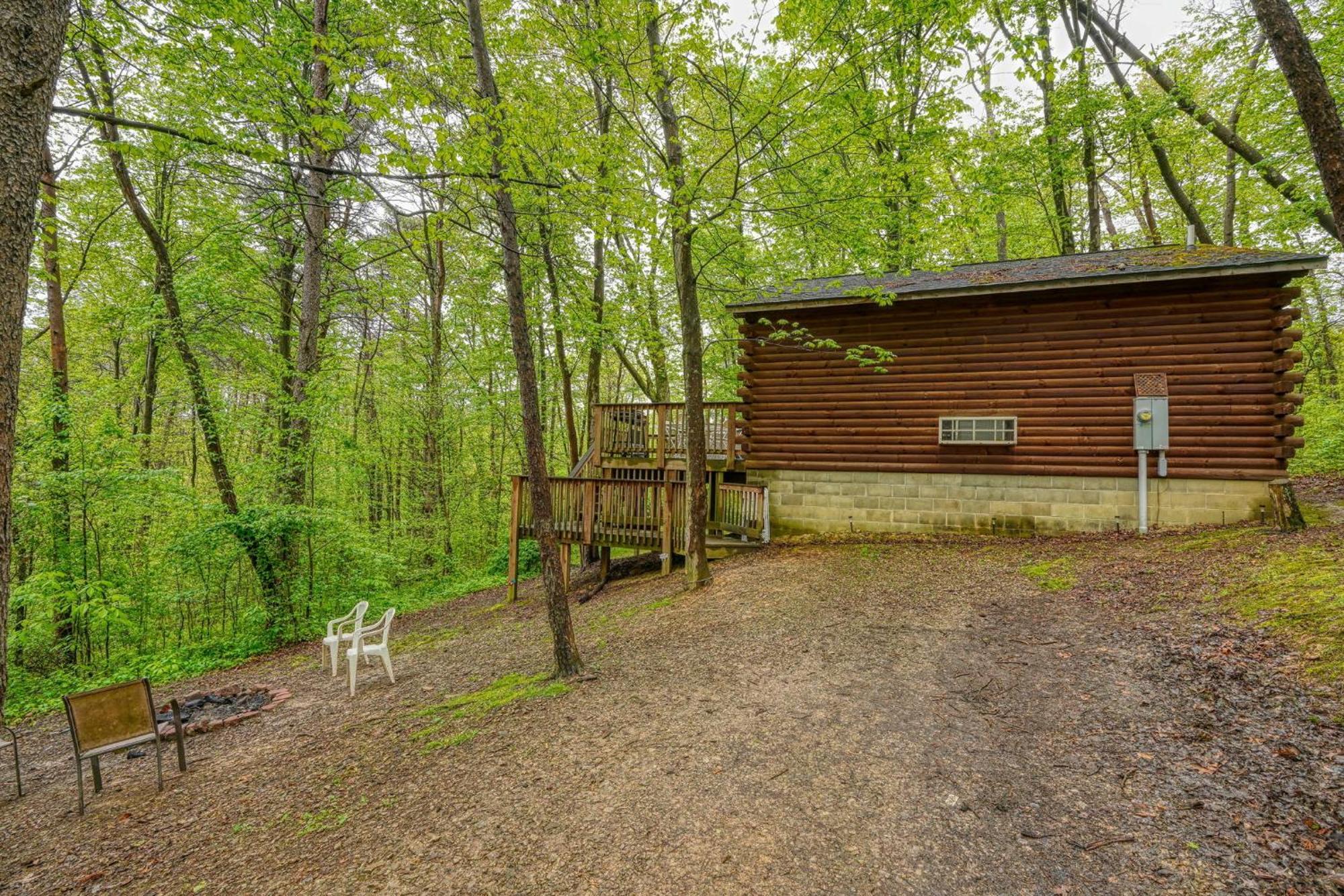 Blue Rose Cabins - Pine Ridge Cabin Logan Exterior foto